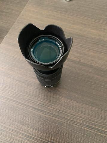 Canon EF-S 18-135mm IS Zoomlens met Lenskap beschikbaar voor biedingen