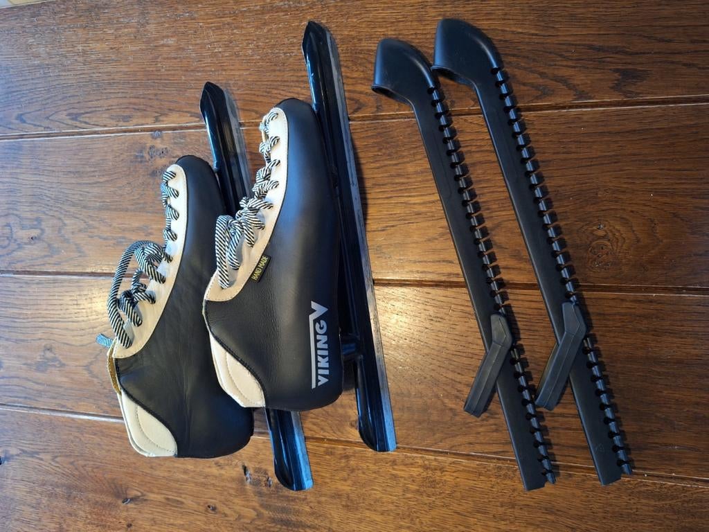 Viking lage noren maat 42, nog heel netjes, Sport en Fitness, Schaatsen, Ophalen of Verzenden, Zo goed als nieuw, Noren, Viking