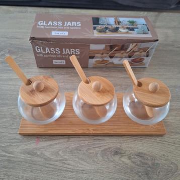 Glass jars set of 3 beschikbaar voor biedingen