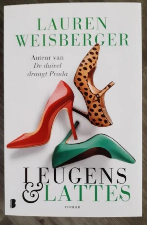 Leugens & Lattes - Lauren Weisberger, Boeken, Chicklit, Zo goed als nieuw, Ophalen of Verzenden