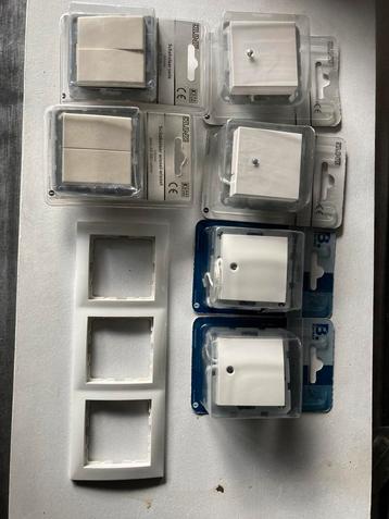 Partij schakel materiaal. beschikbaar voor biedingen