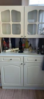 Buffetkast of vitrinekast GRATIS, Huis en Inrichting, Ophalen of Verzenden, Gebruikt, 25 tot 50 cm