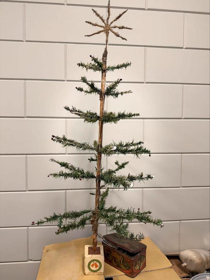 Feathertree 6 lagen, Diversen, Kerst, Zo goed als nieuw, Ophalen