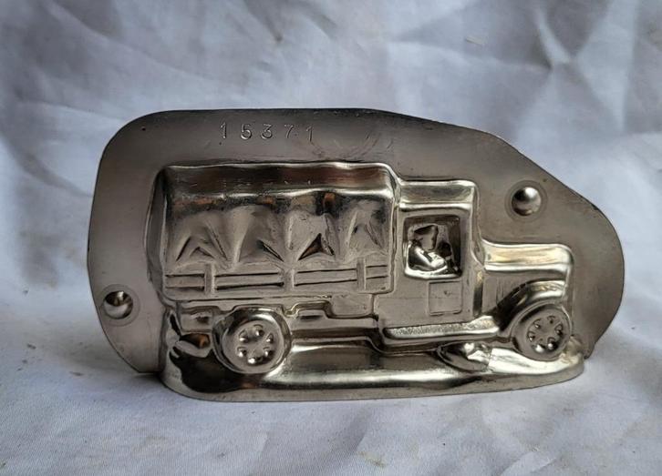 Mooie oude chocoladevorm: VRACHTWAGEN MET CHAUFFEUR, Antiek en Kunst, Curiosa en Brocante, Ophalen of Verzenden