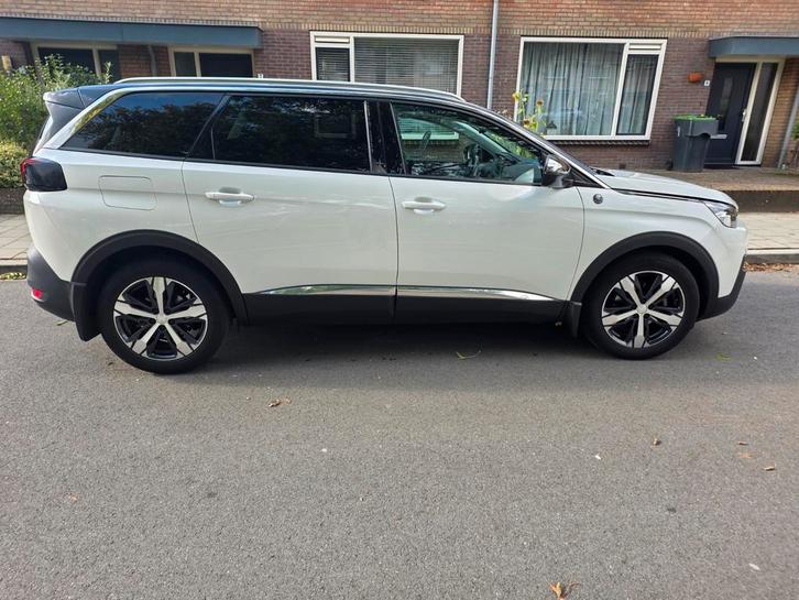 Peugeot 5008 1.2 Puretech 130pk S&S Eat8 2019 Wit, Auto's, Peugeot, Particulier, ABS, Achteruitrijcamera, Adaptieve lichten, Adaptive Cruise Control