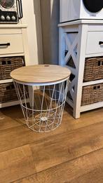 leuke bijzettafel / mand top staat, Ophalen of Verzenden, Zo goed als nieuw, Rond, Riet