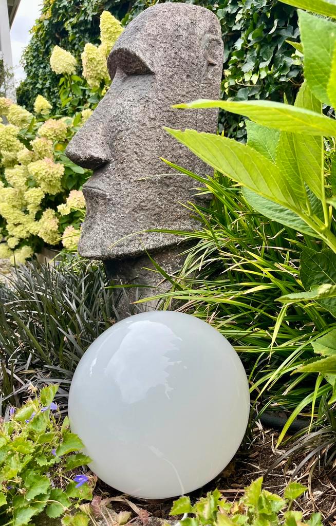 Tafellamp glasbol opaal 25cm van IKEA type B0327 incl. Led., Huis en Inrichting, Lampen | Tafellampen, Zo goed als nieuw, Minder dan 50 cm