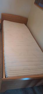 Te koop bed 220 x 90 licht bruin, Gebruikt, 90 cm, Eenpersoons, Ophalen of Verzenden