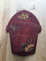 Borstelhouder mat batik Amsterdamse school. Periode jaren 30, Ophalen of Verzenden