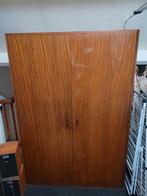 Houten Kledingkast met 2 Deuren - Veel Opbergruimte!, Ophalen