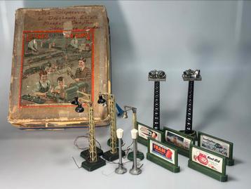 Lionel originele doos en mooie accesoires spoor 0,1 etc beschikbaar voor biedingen