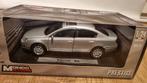 Volkswagen Passat Sedan Mondo Motors zeldzaam 1:24, Ophalen of Verzenden, Zo goed als nieuw, Auto, Overige merken