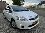 Toyota Auris 1.8 Full Hybrid Aspiration [bj 2011] Parelmoer|, Euro 5, Gebruikt, Wit, Origineel Nederlands