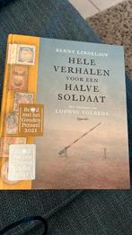 Benny Lindelauf - Hele verhalen voor een halve soldaat, Ophalen of Verzenden, Zo goed als nieuw, Benny Lindelauf