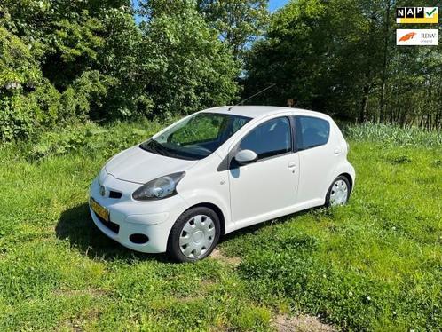 Toyota Aygo 1.0-12V Cool apk 11-04-2026, Auto's, Toyota, Bedrijf, Te koop, Aygo, ABS, Airbags, Airconditioning, Centrale vergrendeling