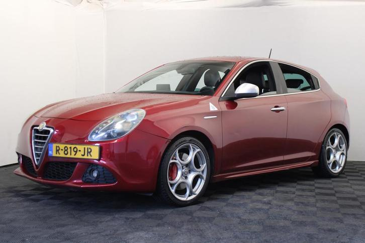 Alfa Romeo Giulietta 1.7 TBi Quadrifoglio Verde (bj 2011), Auto's, Alfa Romeo, Bedrijf, Te koop, Giulietta, ABS, Achteruitrijcamera