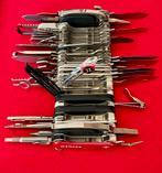 Wenger (Victorinox) Giant swiss army knife, Verzamelen, Ophalen of Verzenden, Landmacht, Nederland, Mes of Dolk