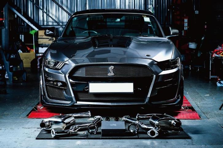Armytrix Valvetronic uitlaatsysteem Mustang GT 5.0 V8 15-17, Auto diversen, Tuning en Styling, Ophalen of Verzenden