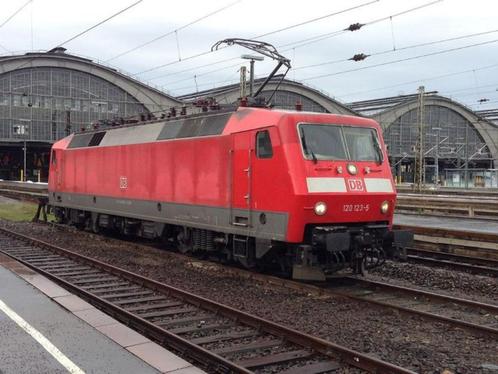 MARKLIN 3353 Duitse sterke IC loc serie 120.1 DB top in ovp, Hobby en Vrije tijd, Modeltreinen | H0, Zo goed als nieuw, Locomotief