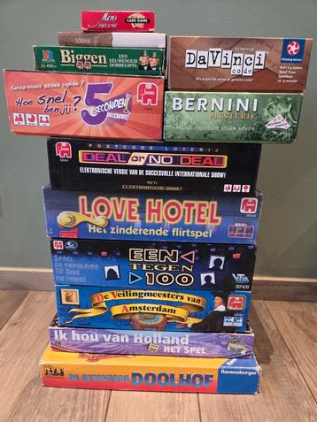 12 Spellen (bord, kaart en gezelschap) beschikbaar voor biedingen