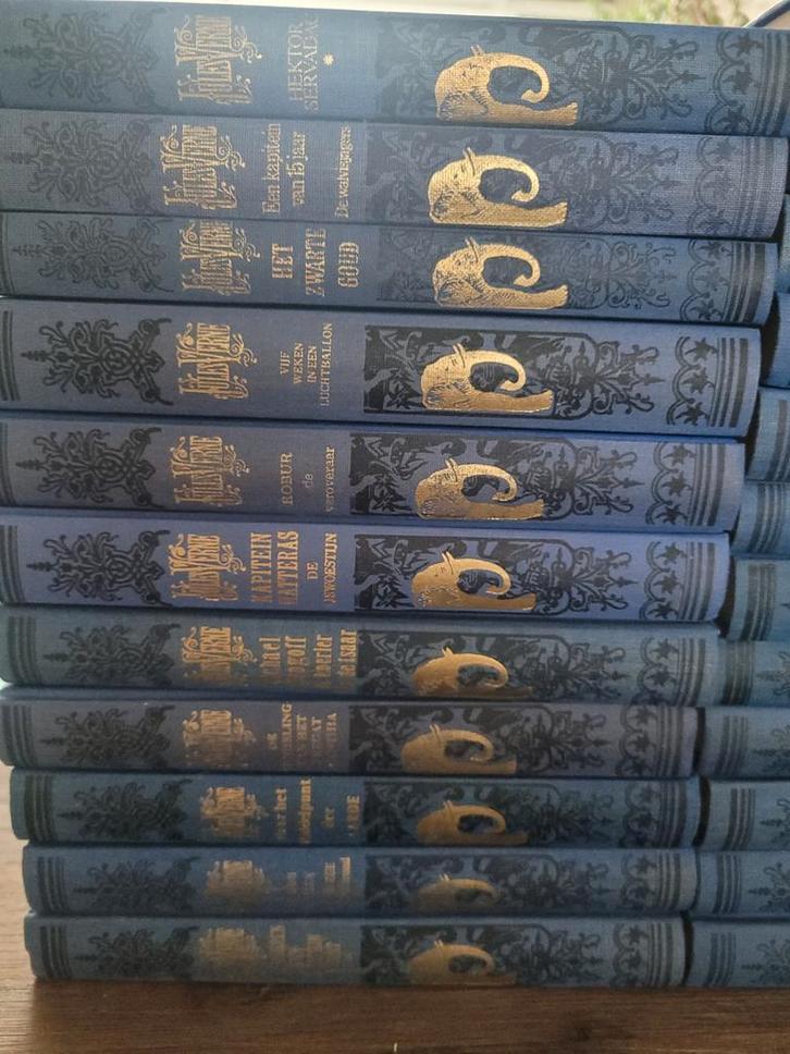 Jules Verne:23 delen uit de befaamde 'Blauwe Bandjes' editie, Boeken, Avontuur en Actie, Zo goed als nieuw, Ophalen of Verzenden