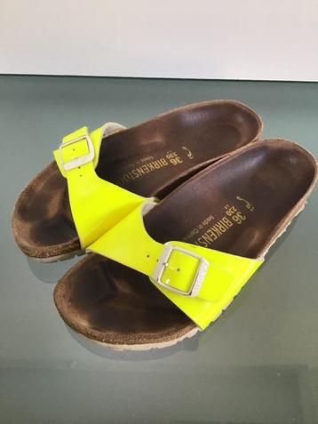 GRATIS VERZENDEN | BIRKENSTOCK fluor gele slippers 36 beschikbaar voor biedingen