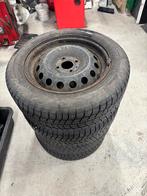 Winterwielenset Renault Clio - 185/60 R15. 7mm profiel, Gebruikt, 15 inch, Banden en Velgen, Personenwagen