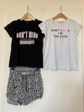 We broekje met bijpassende shirts maat 134 vrijwel nieuw beschikbaar voor biedingen