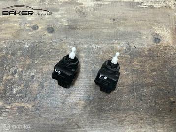 Koplampmotor Volkswagen Up!  ('11-'23) 8l0941295B beschikbaar voor biedingen
