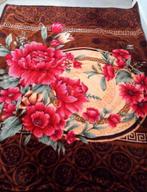 Prachtige warme Grand Foulard, Huis en Inrichting, Woonaccessoires | Plaids en Woondekens, Ophalen of Verzenden, Nieuw