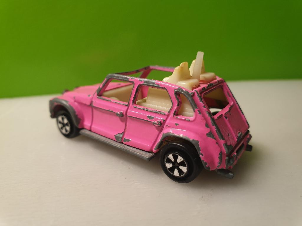 Majorette 257 - Citroën Dyane Maharadjah [rose] 1/60, Ophalen of Verzenden, Gebruikt, Auto