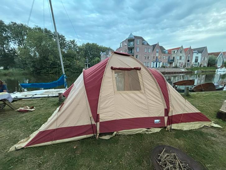 Vrijbuiter Familie Tent - 5 Persoons, Caravans en Kamperen, Tenten, tot en met 5, Gebruikt, Ophalen