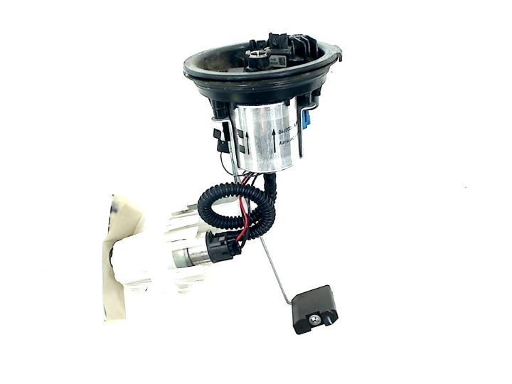 BRANDSTOFPOMP BMW (8535828-02), Motoren, Onderdelen | BMW, Gebruikt