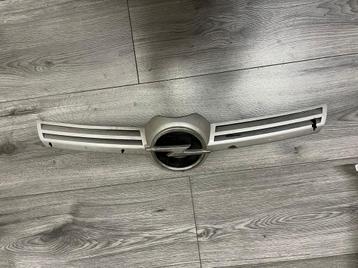 Opel Speedster Gril balk met logo beschikbaar voor biedingen