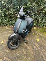 Vespa sprint full option, Fietsen en Brommers, Verzenden, Zo goed als nieuw, Overige modellen