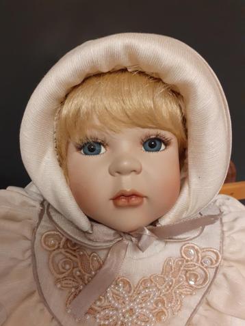 Porcelein pop Lillianne Kingstate dollcrafter beschikbaar voor biedingen