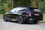 BMW 5-serie Touring 540d xDrive M-sport | Pano | HUD | Bower, Auto's, BMW, Automaat, Gebruikt, 2993 cc, Zwart