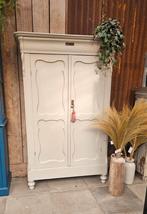 Biedermeier meidenkast in sand beige, Zo goed als nieuw, 3812 al, Cilvdbrug@gmail.com, Cil's interieur