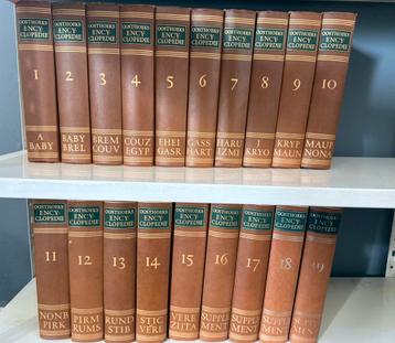 Oosthoek Encyclopedie 19-delige set beschikbaar voor biedingen