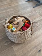 Mand vol houten blokjes, Kinderen en Baby's, Speelgoed | Houten speelgoed, Ophalen, Gebruikt