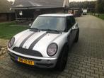 Mini 1.6 16V ONE 2002 Grijs specialedition britisch, Auto's, Voorwielaandrijving, 15 km/l, Zwart, 4 cilinders