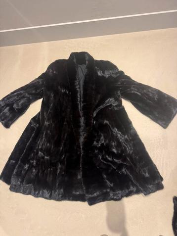 Partij echte leer/vacht jassen, zware jassen beschikbaar voor biedingen