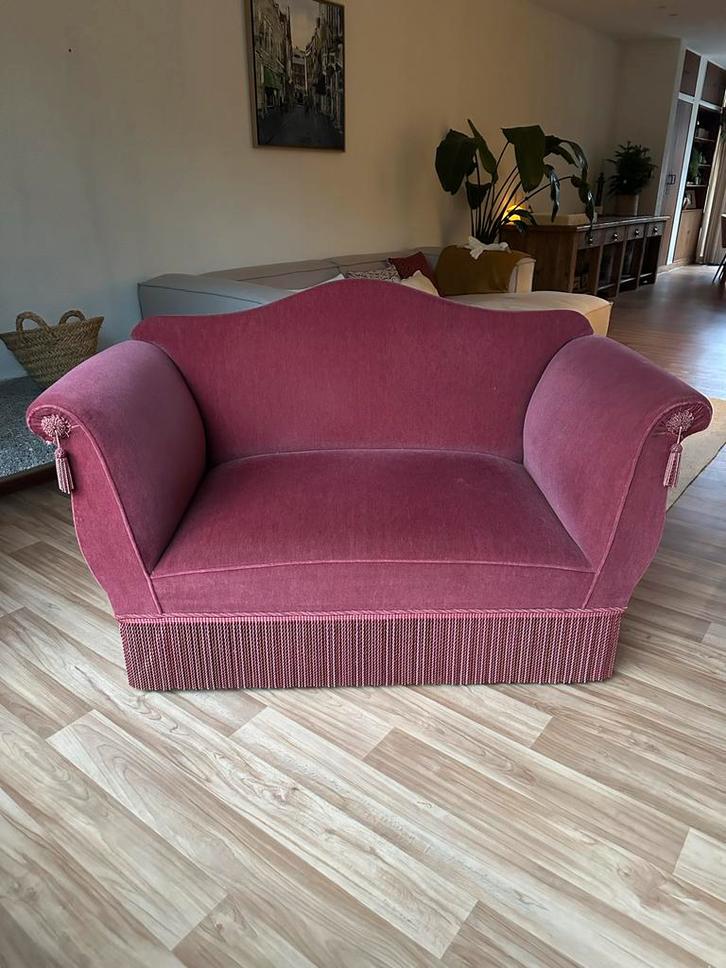 Antiek Velours Bankje - lengte 140cm - Donker Roze, Huis en Inrichting, Banken | Sofa's en Chaises Longues, Gebruikt, Tweepersoons
