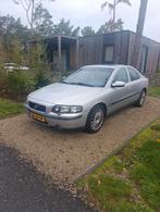 Volvo S60 2.4 T 2002 Grijs, Auto's, Voorwielaandrijving, Zwart, S60, 1600 kg