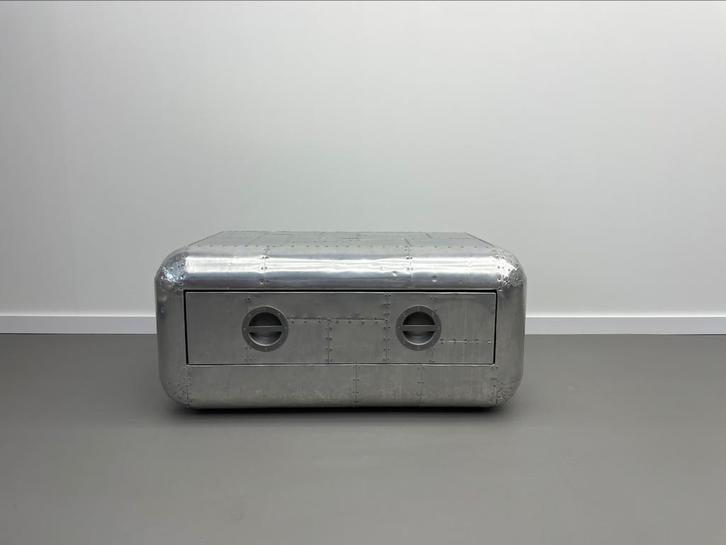 Aviator Blackhawk Coffee Table / Salontafel, Huis en Inrichting, Tafels | Salontafels, Minder dan 50 cm, 50 tot 100 cm, Metaal