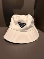 Bucket hat prada, Kleding | Dames, Hoeden en Petten, Verzenden, Zo goed als nieuw, One size fits all, Hoed