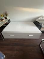 Twijfelaar bed + matras - moet snel weg!, Huis en Inrichting, Gebruikt, Wit, Ophalen of Verzenden, Twijfelaar