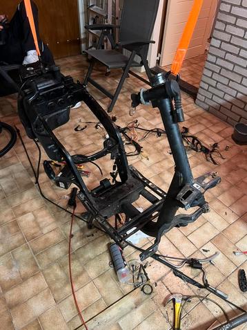Skipper lx frame zonder nummers met swingarm beschikbaar voor biedingen