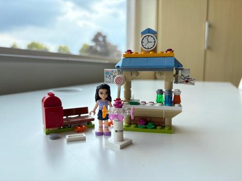 Lego Friends 41098 - Emma's Toeristenkiosk, Kinderen en Baby's, Speelgoed | Duplo en Lego, Zo goed als nieuw, Lego, Complete set