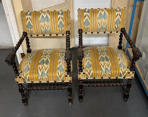 2 antieke houten stoelen met leeuwenkoppen, Antiek en Kunst, Antiek | Meubels | Stoelen en Banken, Ophalen